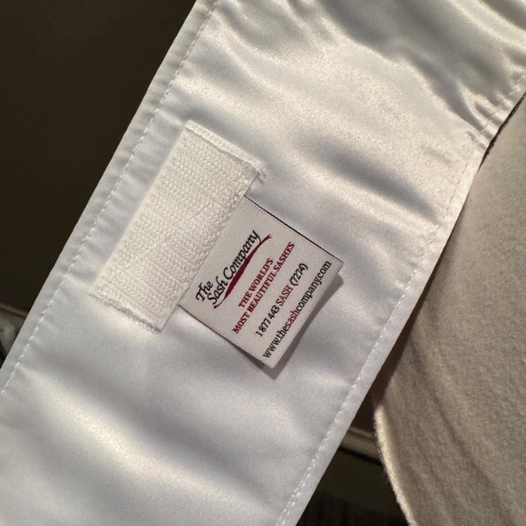 The Radiant 'Bride-To-Be' Sash By The Sash Company - Picture 9 of 12